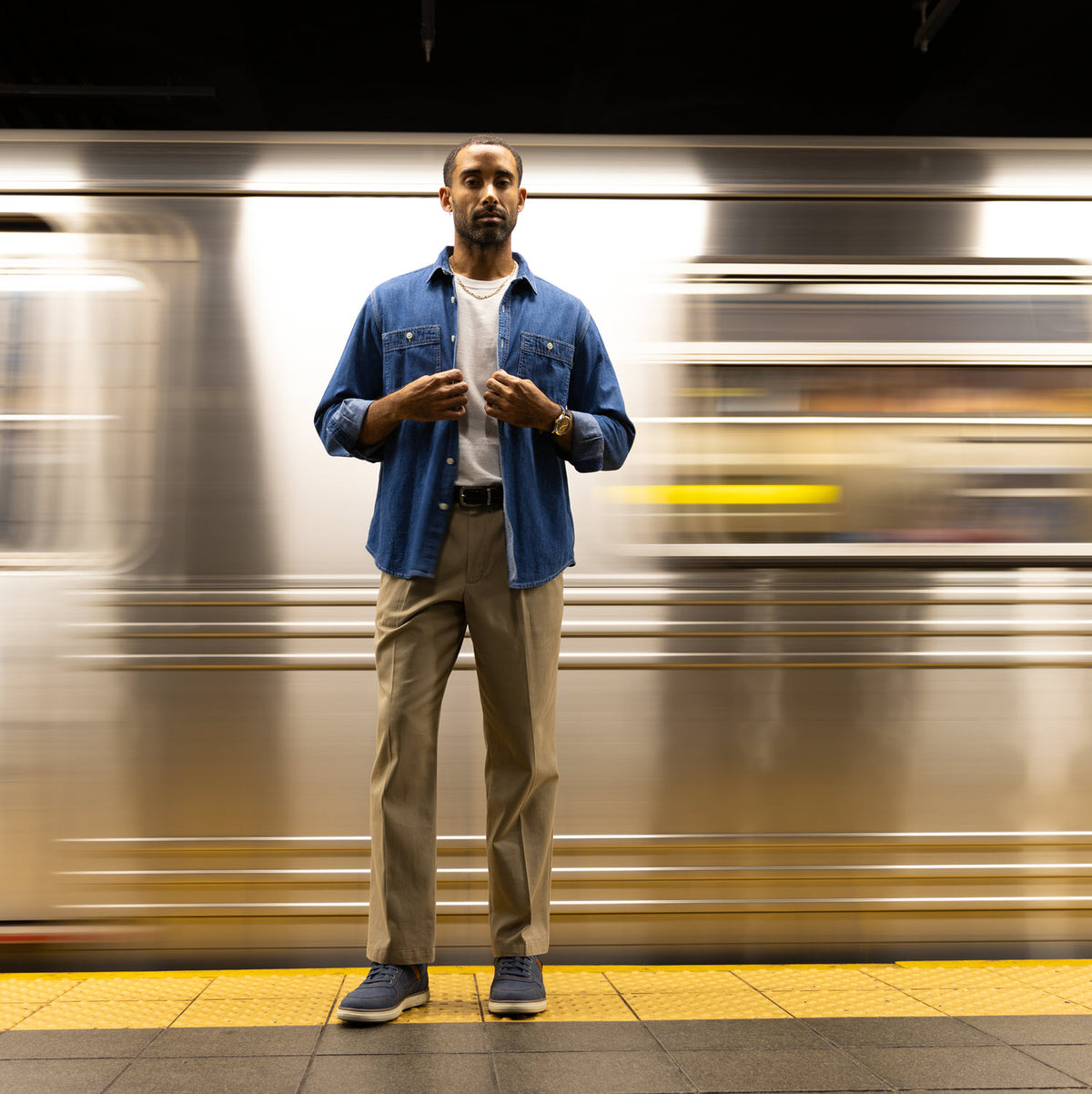 Navy-Dockers Mens Fabien Casual Nubuck Lace-Up Sneaker