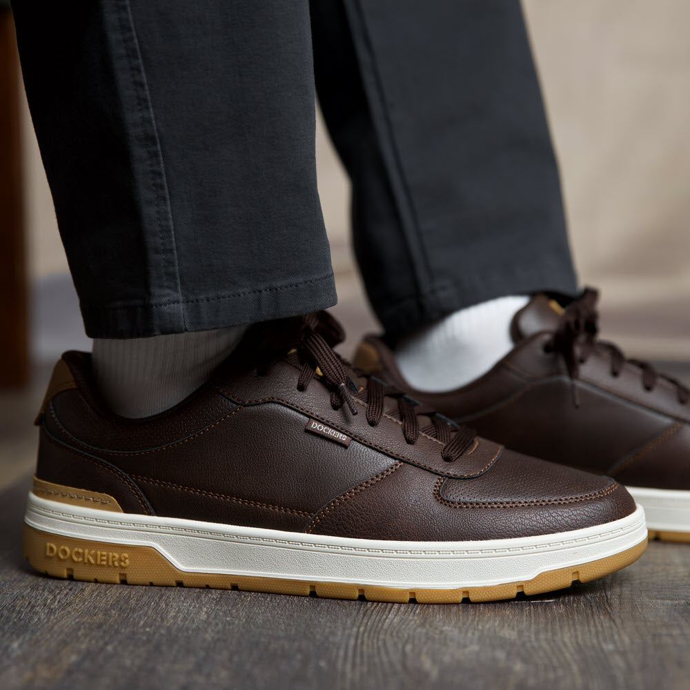 Brown/British Tan-Dockers Mens Frederick Synthetic Leather Casual Sneaker